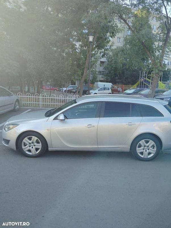 Culoaregri Utilizat 2014 Opel Insignia Break | 5.200 EUR (Super Preț) - Imagine 1/4