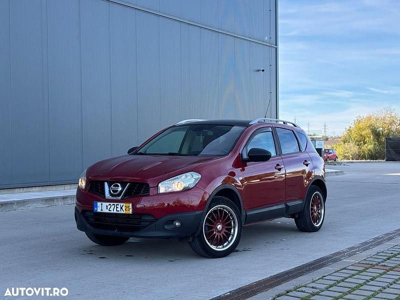 Culoarerosu Utilizat 2011 Nissan Qashqai Acenta SUV | 4.350 EUR (Preț bun) - Imagine 1/4