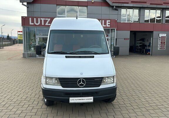 Second-hand Mercedes Sprinter 79 CP (58 kW) 1996 Alb Van