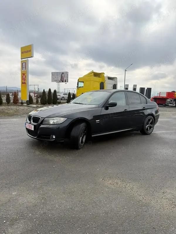 Second-hand BMW 320 177 CP (130 kW) 2010 Berlinǎ