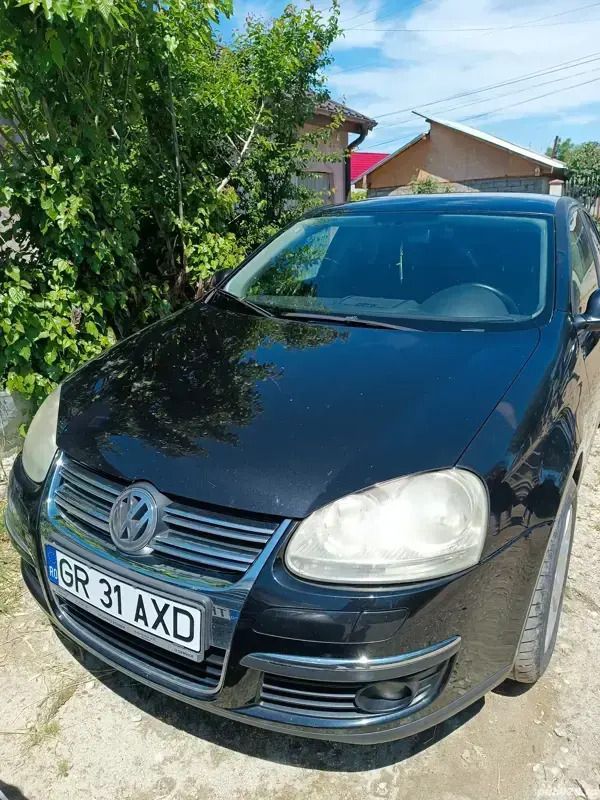 Negru Utilizat 2006 VW Jetta Berlinǎ | 2.600 EUR (Preț OK) - Imagine 1/4