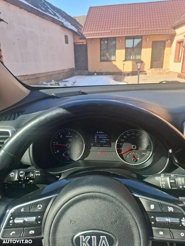 Second-hand Kia Sportage Classic 136 CP (100 kW) 2021 Culoaregri SUV