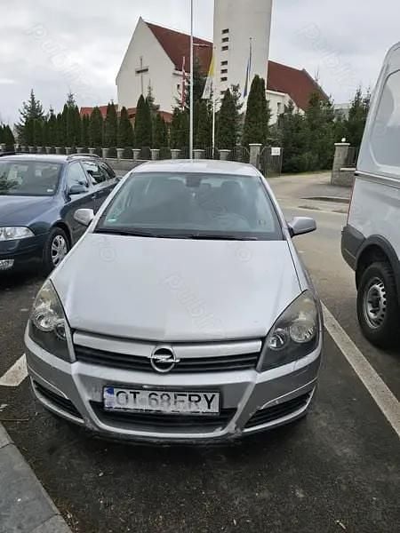 Utilizat 2005 Opel Astra Hatchback | 1.900 EUR (Preț OK) - Imagine 1/4