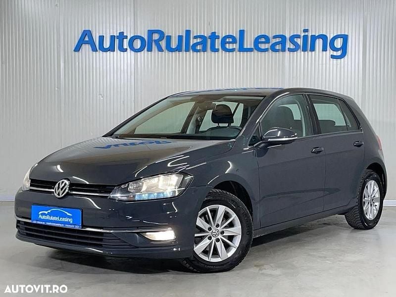 Gri Utilizat 2019 VW Golf VII Comfortline Hatchback | 12.490 EUR (Preț OK) - Imagine 1/4