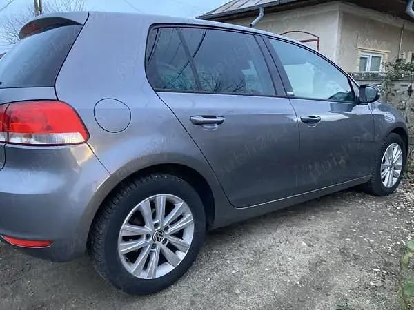 Utilizat 2012 VW Golf VI Hatchback | 4.000 EUR (Preț bun) - Imagine 1/4