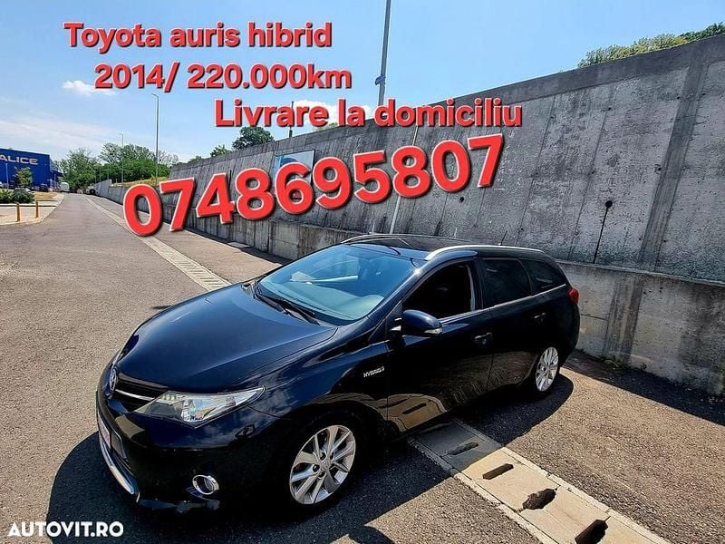 Negru Utilizat 2014 Toyota Auris Hybrid Sol Break | 9.500 EUR (Preț OK) - Imagine 1/4