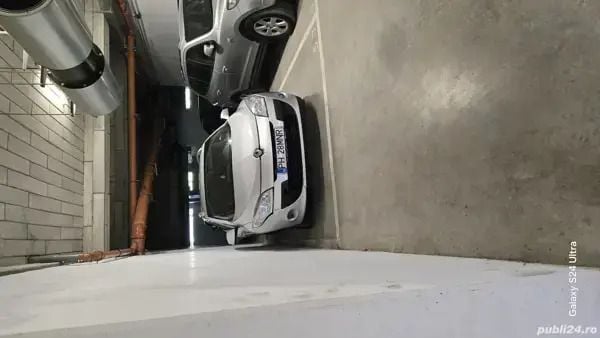 Utilizat 2012 Renault Mégane III | 4.000 EUR (Preț bun) - Imagine 1/4