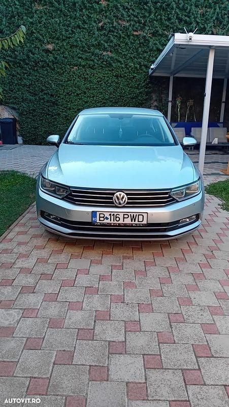 Culoaregri Utilizat 2016 VW Passat Comfortline Hatchback | 11.800 EUR (Preț OK) - Imagine 1/4
