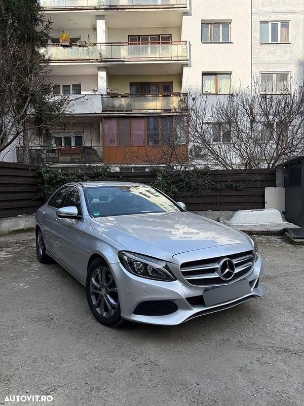 Second-hand Mercedes C180 156 CP (114 kW) 2016 Culoaregri Berlinǎ