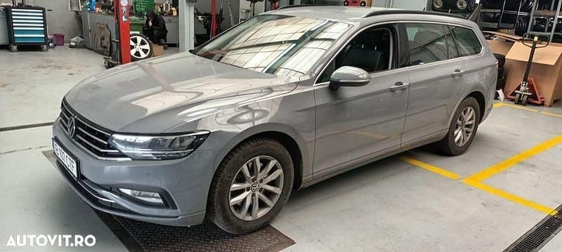 Culoaregri Second-hand 2022 VW Passat Comfortline Break | 20.000 EUR (Preț OK) - Imagine 1/4