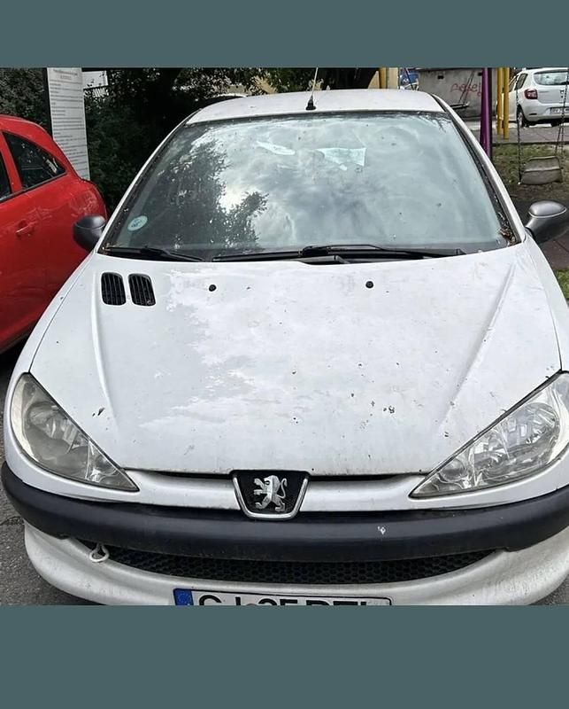 Second-hand Peugeot 206 2004 Hatchback