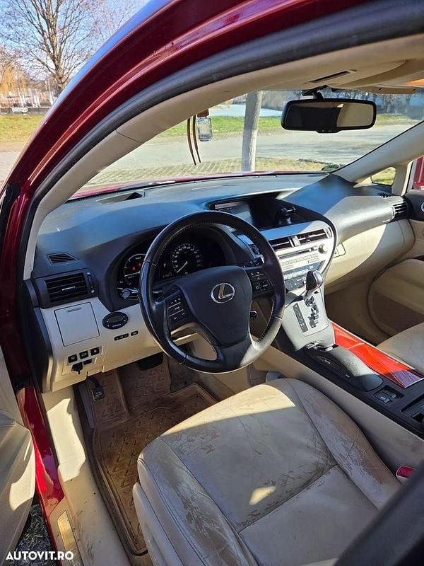 Second-hand Lexus RX450h Executive Line 299 CP (219 kW) 2011 Culoarerosu SUV