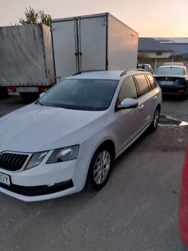 Second-hand 2018 Skoda Octavia Break | 9.200 EUR (Preț bun) - Imagine 1/4