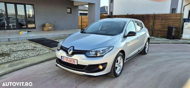 Culoareargint Utilizat 2014 Renault Mégane III Expression Hatchback | 5.999 EUR (Preț OK) - Imagine 1/4