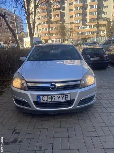 Utilizat 2006 Opel Astra Hatchback | 1.000 EUR (Preț bun) - Imagine 1/4