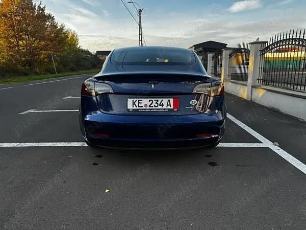 Second-hand Tesla Model 3 258 kW (351 CP) 2021 Albastru Berlinǎ