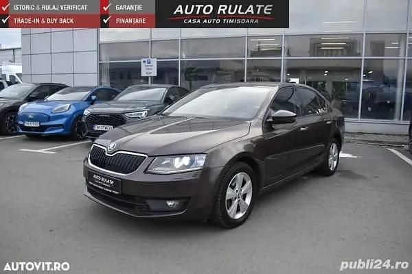 Utilizat 2014 Skoda Octavia Ambition Berlinǎ | 8.990 EUR (Scump) - Imagine 1/4