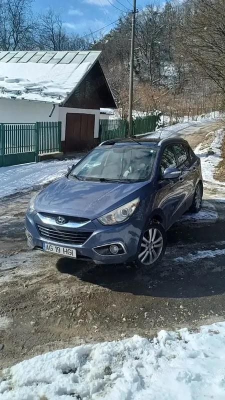 Albastru Utilizat 2012 Hyundai ix35 SUV | 10.300 EUR (Preț OK) - Imagine 1/4