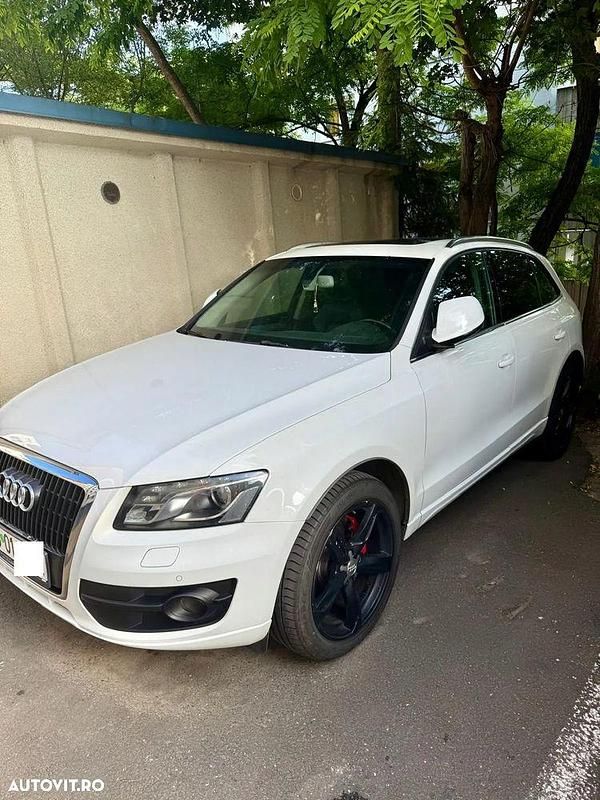 Culoarealb Utilizat 2009 Audi Q5 S-Line SUV | 9.999 EUR (Preț OK) - Imagine 1/4