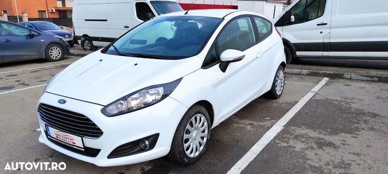 Second-hand Ford Fiesta Ambiente 68 CP (50 kW) 2014 Alb Hatchback