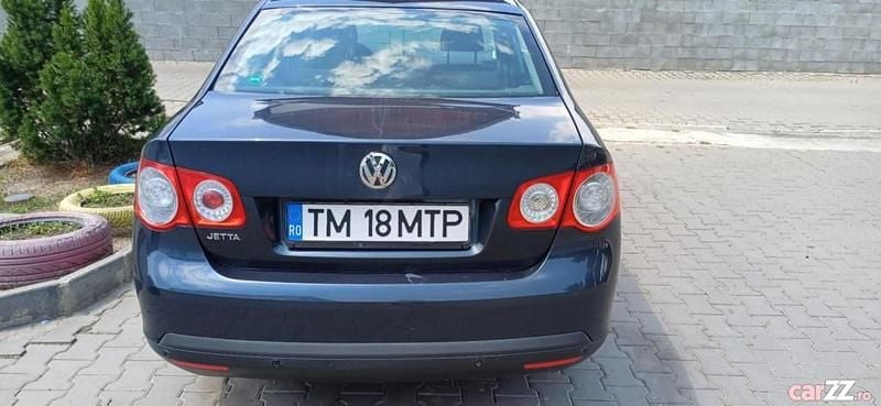 Second-hand VW Jetta 75 CP (55 kW) 2007 Albastru Berlinǎ