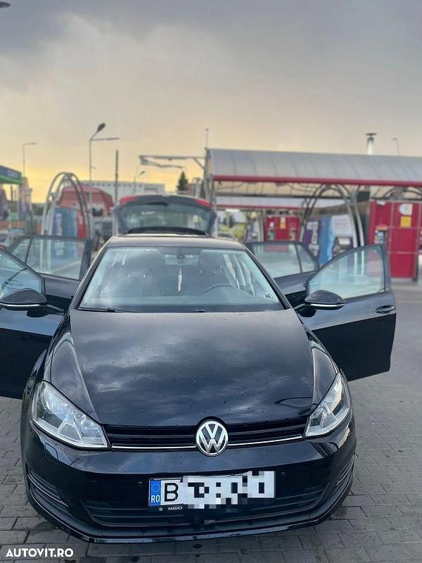Negru Utilizat 2015 VW Golf VII Comfortline Hatchback | 7.900 EUR (Preț OK) - Imagine 1/4