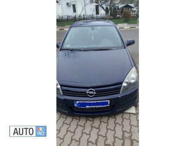 Second-hand Opel Astra 90 CP (66 kW) 2005 Albastru Hatchback