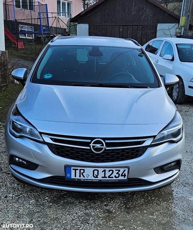 Second-hand Opel Astra 110 CP (80 kW) 2019 Culoareargint Break