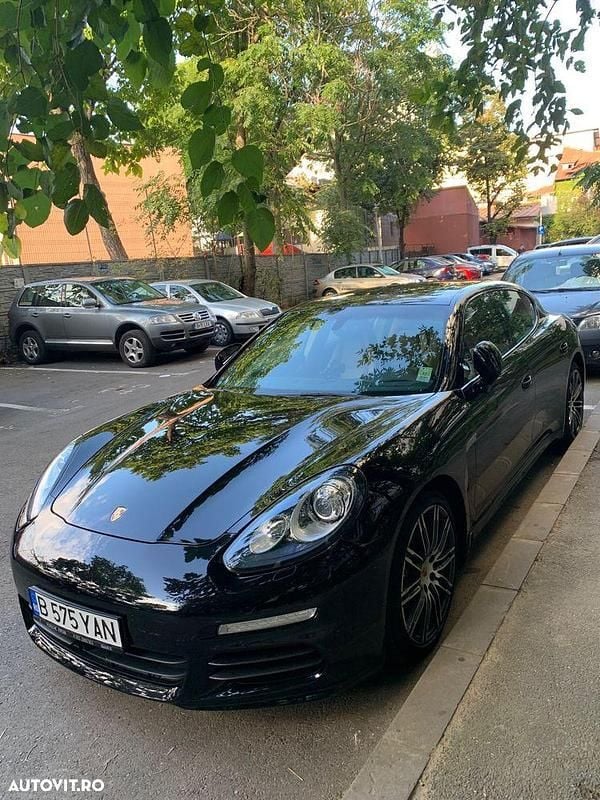 Negru Utilizat 2016 Porsche Panamera Berlinǎ | 27.500 EUR (Super Preț) - Imagine 1/4