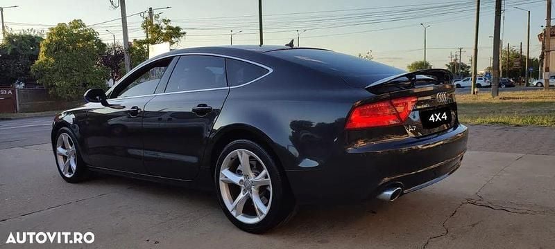 Second-hand Audi A7 Comfort 245 CP (180 kW) 2012 Culoarenegru Hatchback