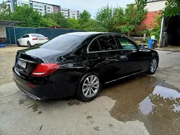 Utilizat 2018 Mercedes A200 Berlinǎ | 20.500 EUR (Scump) - Imagine 1/4