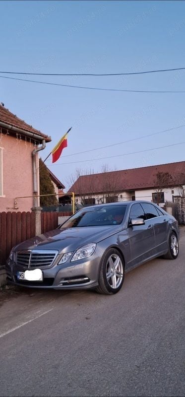 Second-hand Mercedes 220 170 CP (125 kW) 2011 Berlinǎ