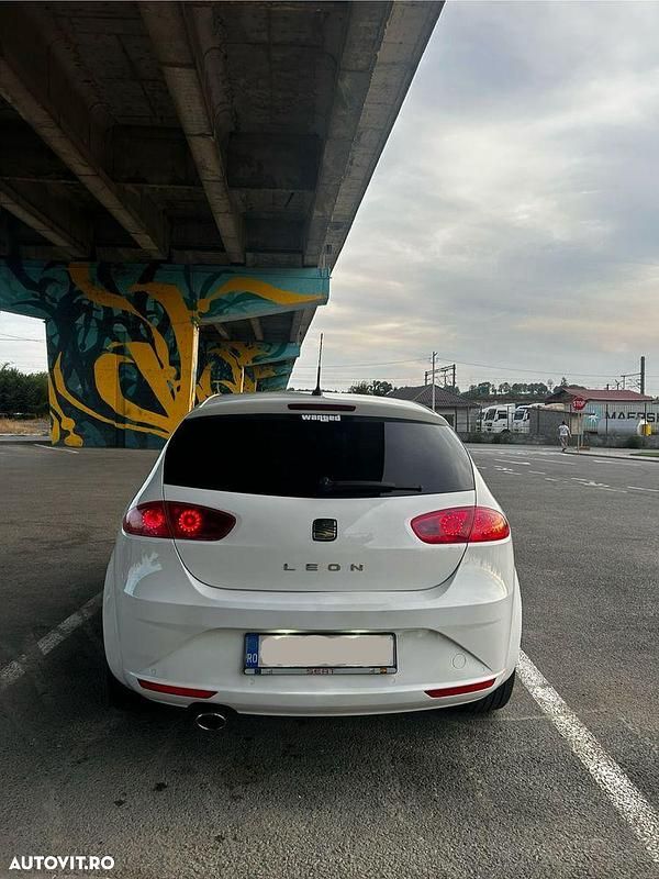Culoarealb Utilizat 2011 Seat Leon Sport Hatchback | 4.900 EUR (Puțin scump) - Imagine 1/4