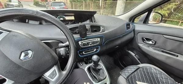 Second-hand Renault Scénic III 95 CP (69 kW) 2012 Gri Monovolum