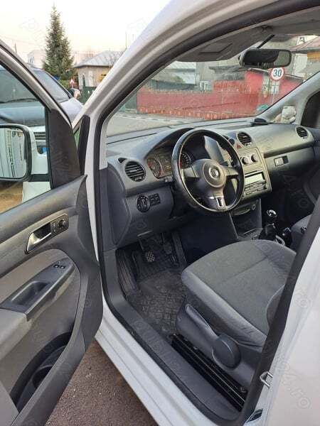 Utilizat 2013 VW Caddy Monovolum | 5.850 EUR (Preț OK) - Imagine 1/4