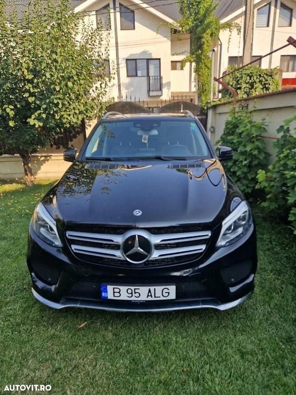 Negru Utilizat 2017 Mercedes GLE350 SUV | 30.900 EUR (Preț bun) - Imagine 1/4