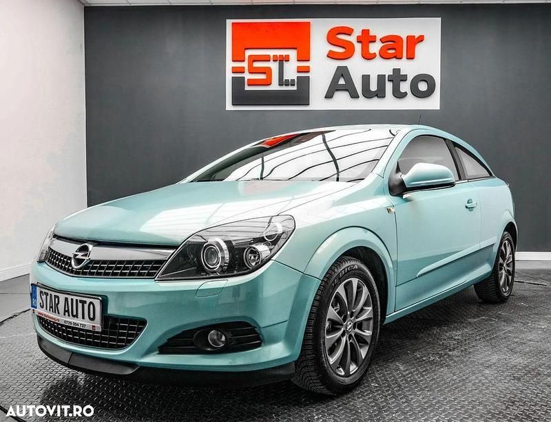 Albastru Utilizat 2011 Opel Astra GTC Sport Coupe | 4.490 EUR - Imagine 1/4