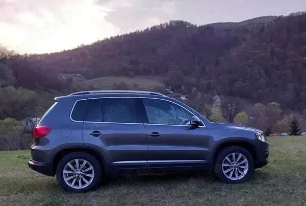 Gri Utilizat 2012 VW Tiguan SUV | 11.200 EUR (Puțin scump) - Imagine 1/4