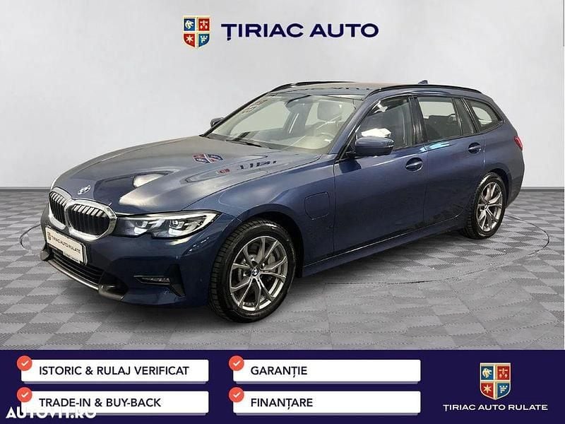 Culoarealbastru Utilizat 2021 BMW 330e Break | 20.600 EUR (Super Preț) - Imagine 1/4