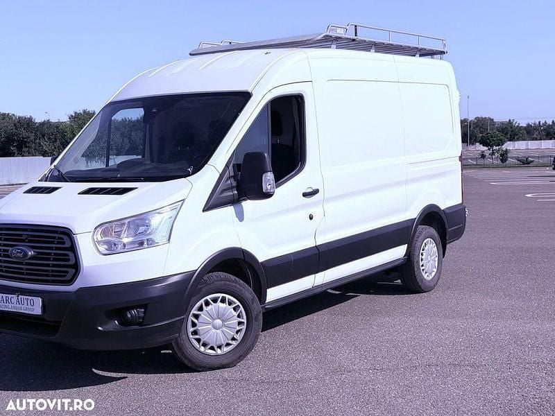 Culoarealb Utilizat 2015 Ford Transit Basis Monovolum | 8.712 EUR (Super Preț) - Imagine 1/4