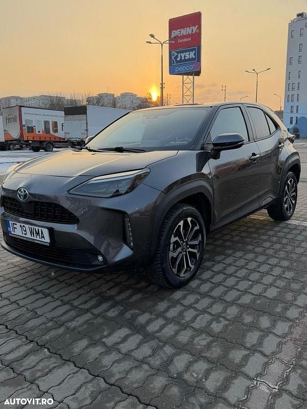 Second-hand Toyota Yaris Cross 116 CP (85 kW) 2023 Culoaregri SUV