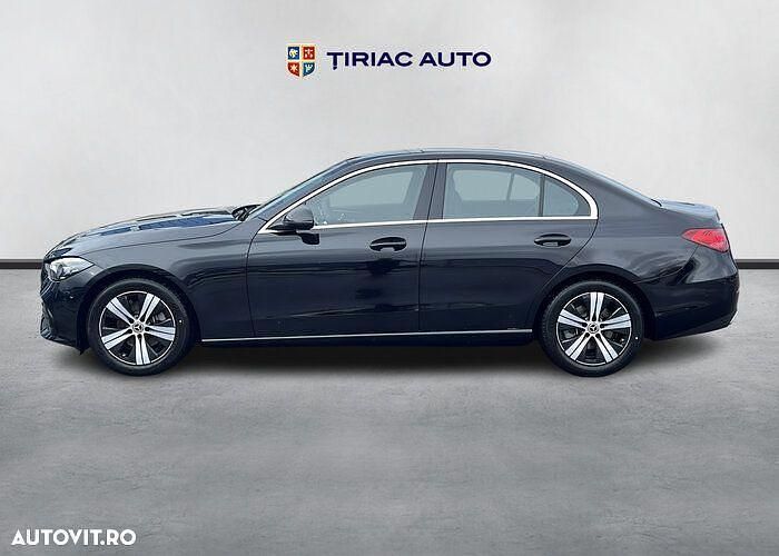 Nouă Mercedes C180 170 CP (125 kW) 2025 Culoarenegru Berlinǎ
