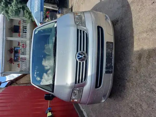 Utilizat 2007 VW T5 Van | 5.450 EUR (Super Preț) - Imagine 1/4
