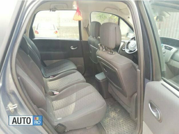 Second-hand Renault Scénic II 85 CP (62 kW) 2007 Gri Monovolum