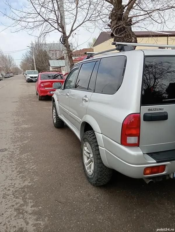 Second-hand Suzuki Grand Vitara 110 CP (80 kW) 2005 SUV