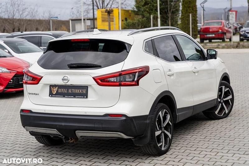 Second-hand Nissan Qashqai Tekna+ 163 CP (119 kW) 2018 Culoarealb SUV