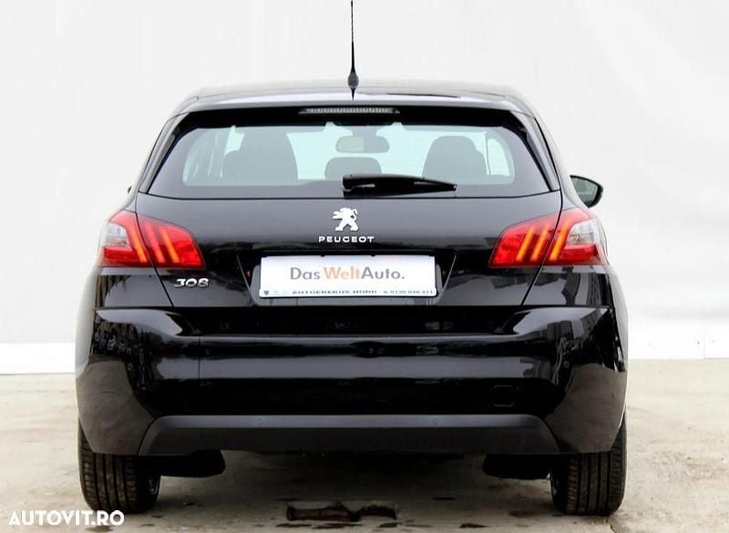 Second-hand Peugeot 308 Active 130 CP (95 kW) 2021 Culoarenegru Berlinǎ