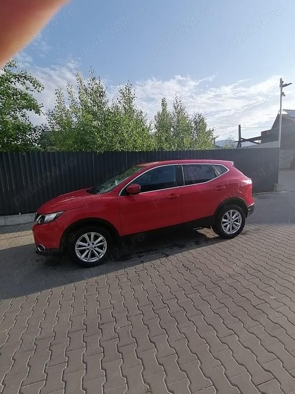 Second-hand Nissan Qashqai 131 CP (96 kW) 2015 SUV