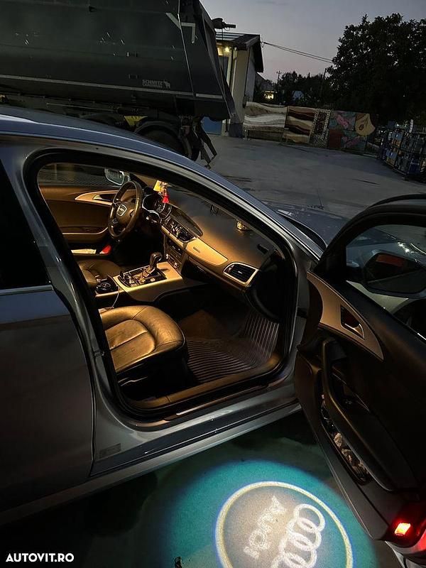 Second-hand Audi A6 272 CP (200 kW) 2015 Culoaregri Berlinǎ