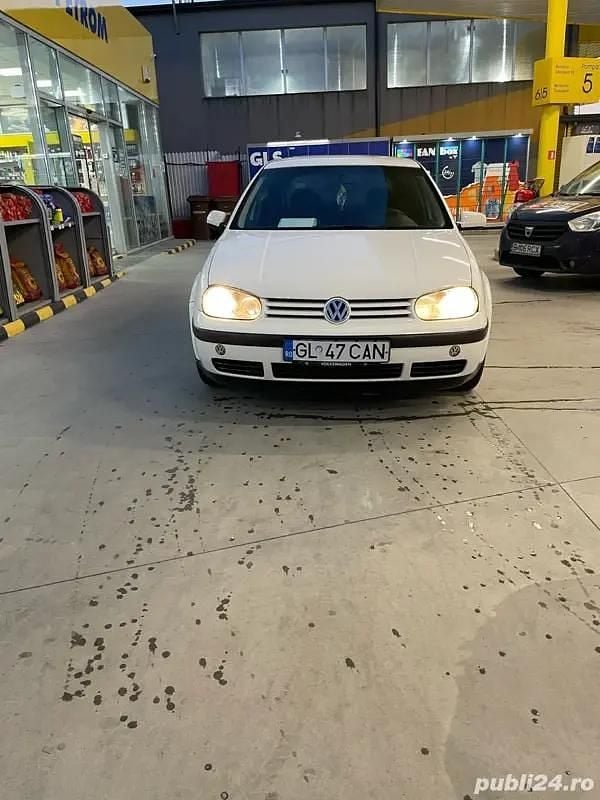 Utilizat 2003 VW Golf IV Hatchback | 1.100 EUR (Preț bun) - Imagine 1/4